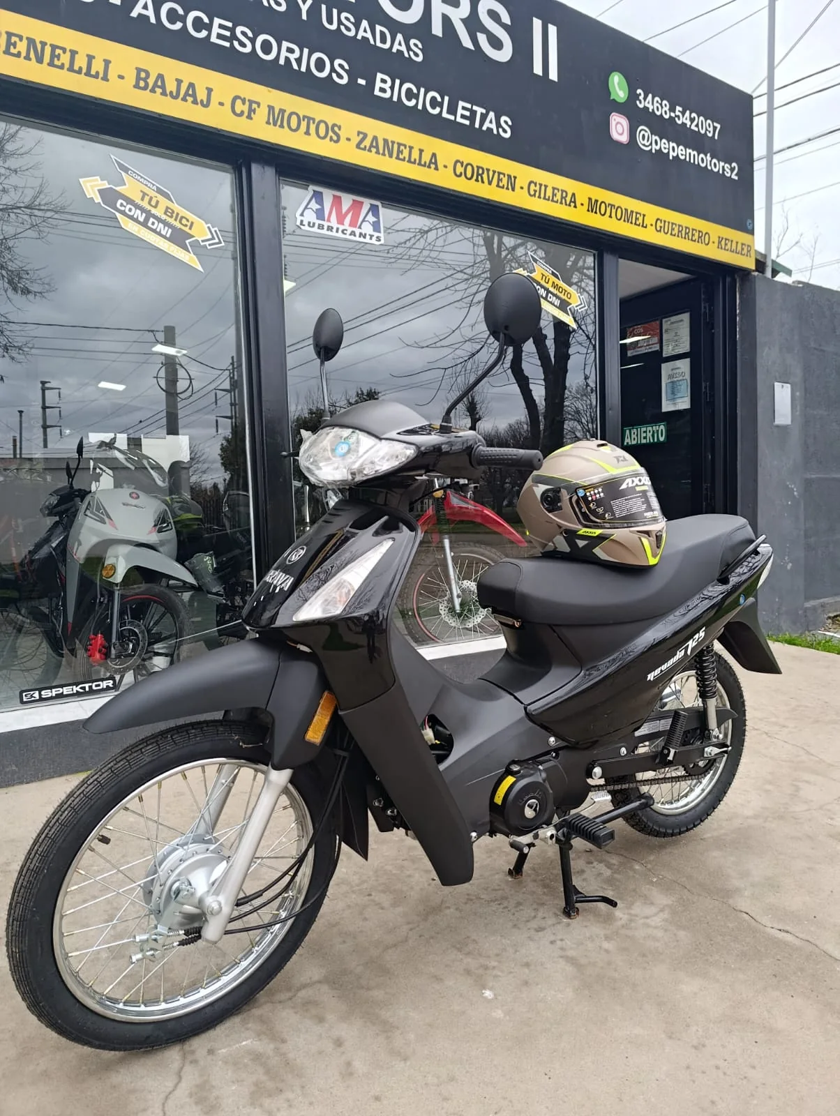 Moto 125 cc del sorteo frente a Pepe Motors